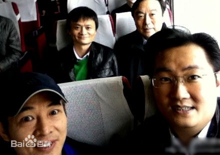 http://www.newswatch247.com/pics/star/pic/3c1ba6724108f3f751bce937a3d9dd8c.jpg