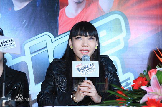 http://www.newswatch247.com/pics/star/pic/3c7356dd0a6aac1c59618b3d649edced.jpg