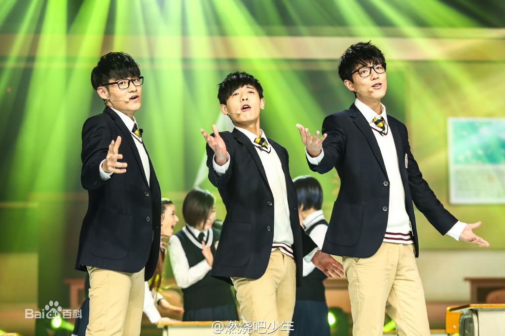 http://www.newswatch247.com/pics/star/pic/3d7c29162622b4944919b6756836fae3.jpg