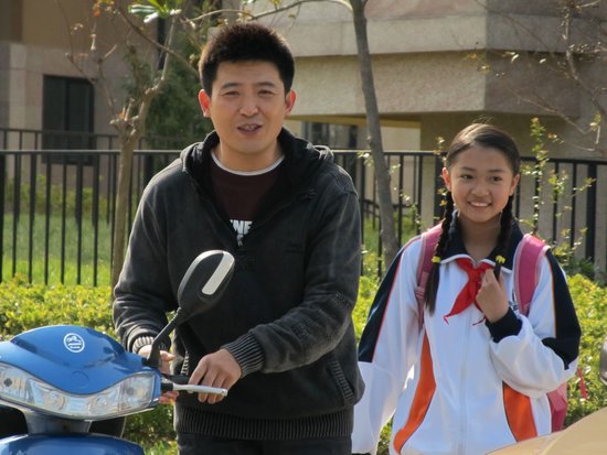 http://www.newswatch247.com/pics/star/pic/3d95c0d66e236f5cdab01b777d33b602.jpg