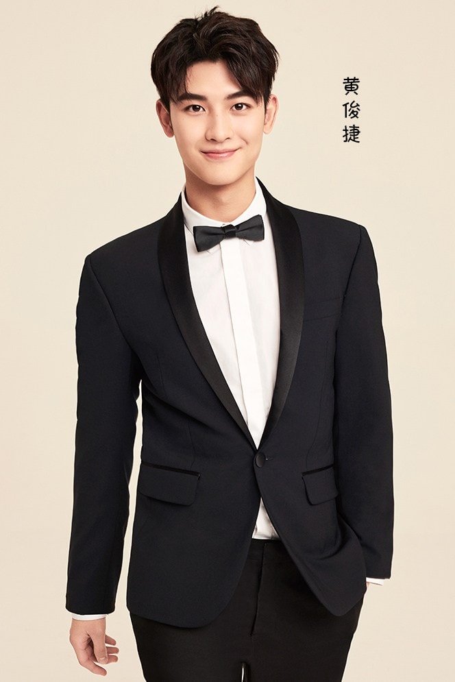 http://www.newswatch247.com/pics/star/pic/3e6a35b91ddb6ac30fb8224ca0b481f8.jpg