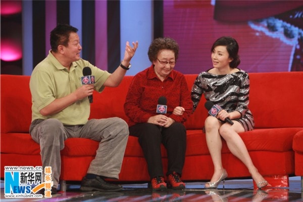 http://www.newswatch247.com/pics/star/pic/3e70/27a8f1ed25ab6572041a6b81ac2c.jpg