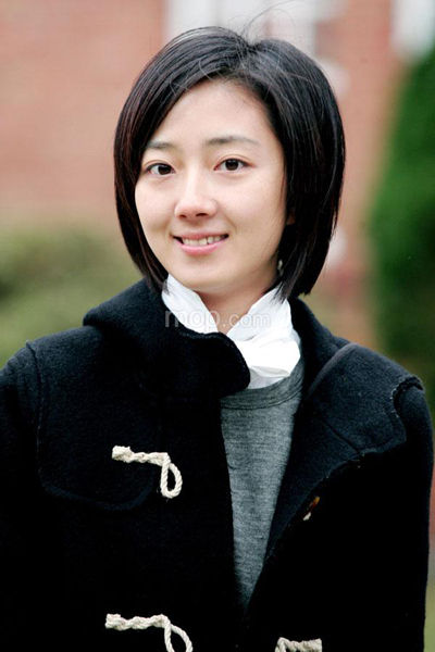 http://www.newswatch247.com/pics/star/pic/3e81bee3d876234b0dc0391aa87887d6.jpg