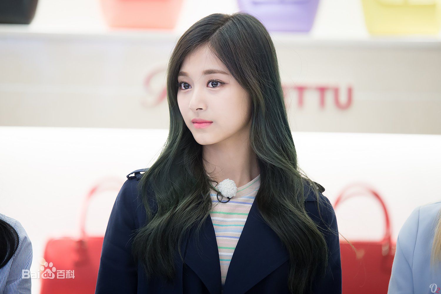 http://www.newswatch247.com/pics/star/pic/3e9eb15d11f871ed0d50b9e5da23449e.jpg