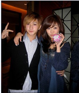 http://www.newswatch247.com/pics/star/pic/3eaa/7a3d3f63c533a96f5e2a141d48cc.jpg