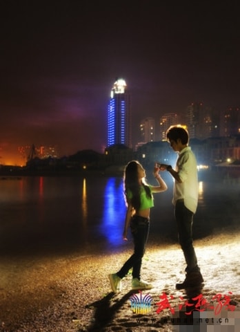 http://www.newswatch247.com/pics/star/pic/3ebfbcbcd63bee5ee3e2f1a83cbdabc3.jpg