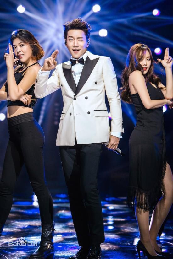 http://www.newswatch247.com/pics/star/pic/3ef3b63f0c52fed425bad3b08a3d1b10.jpg
