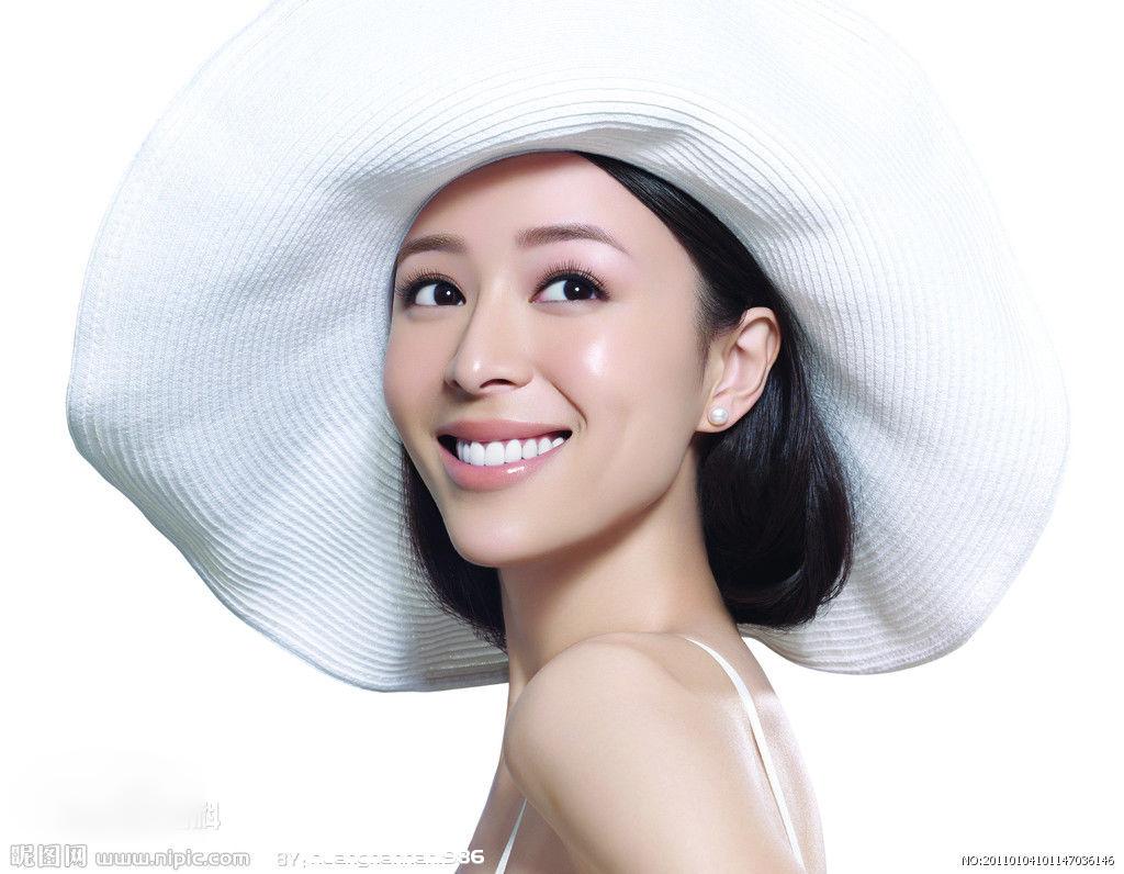http://www.newswatch247.com/pics/star/pic/3f2d2c04e28117874c8fdd7e8a445569.jpg