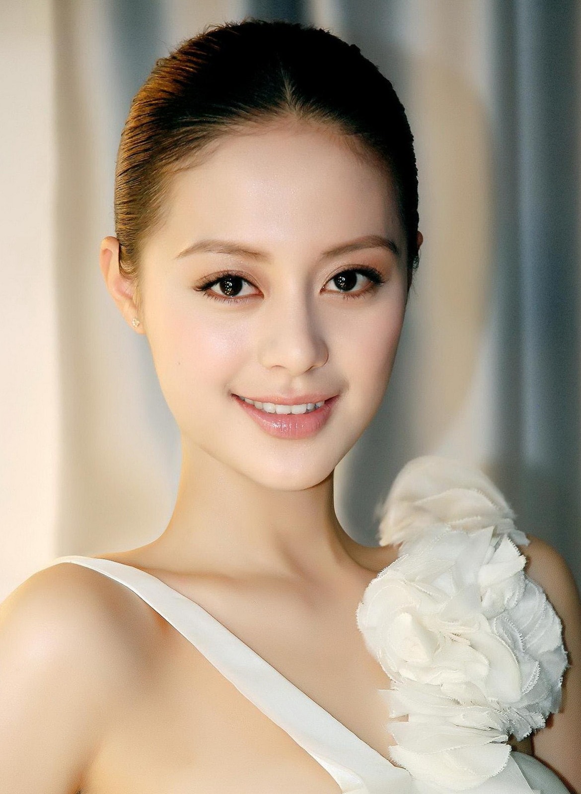 http://www.newswatch247.com/pics/star/pic/3f55/8ba98e7cd7808bb9b46b130653cf.jpg