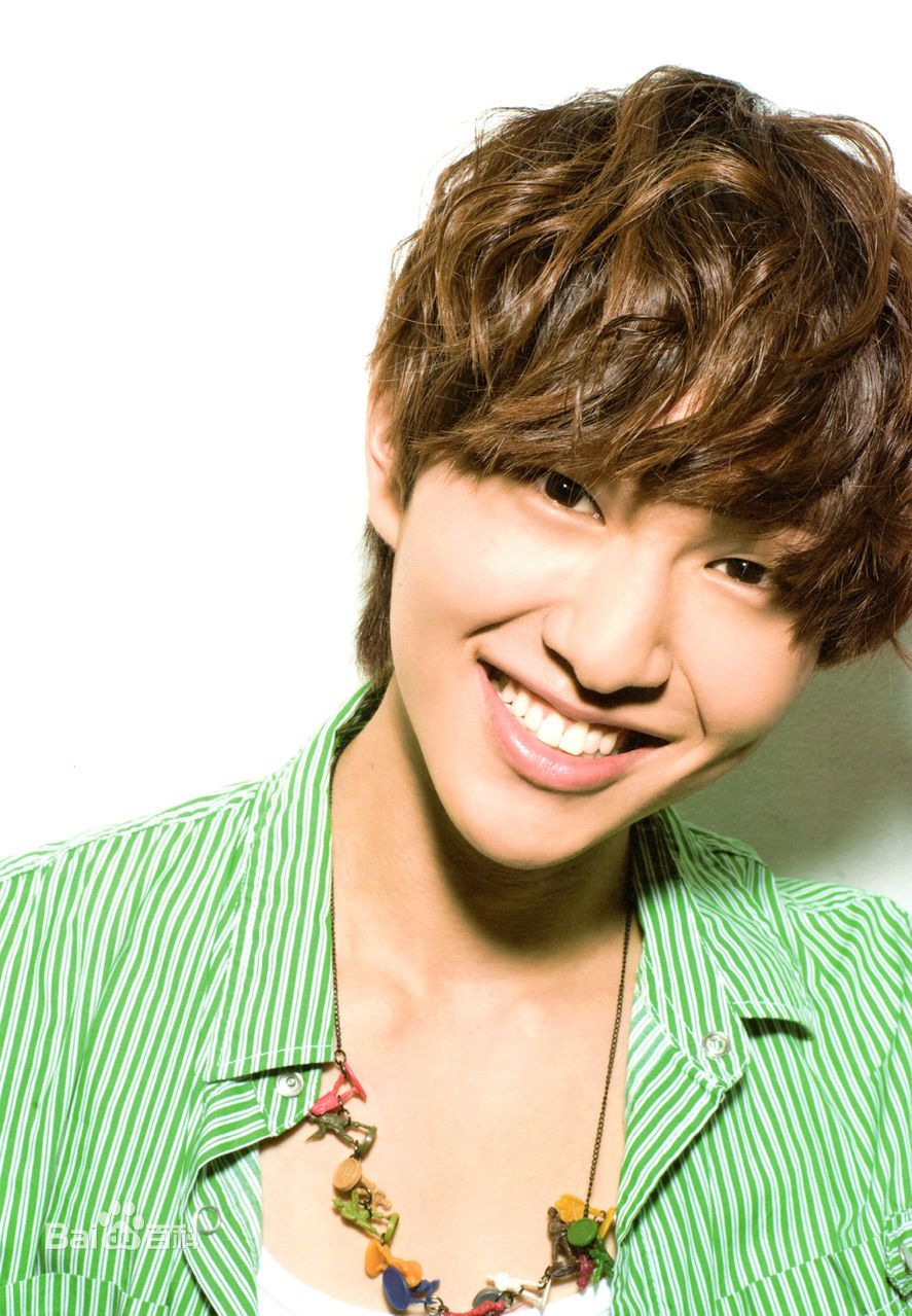 http://www.newswatch247.com/pics/star/pic/3f5fbb5ce8a08121d78d2c6c1b31491e.jpg