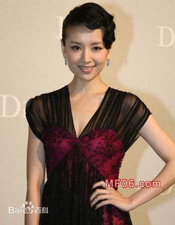 http://www.newswatch247.com/pics/star/pic/40603967afb7e54accab9ec40c9d49f3.jpg