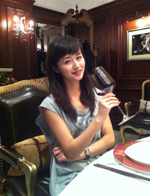 http://www.newswatch247.com/pics/star/pic/407f/c9dd4a916cd3f2bc97cada693f84.jpg