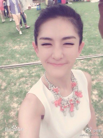 http://www.newswatch247.com/pics/star/pic/41438d1f61ea8df46b3df021ef804a0a.jpg