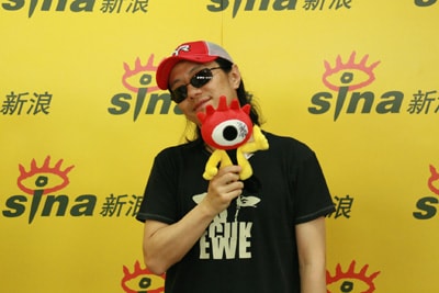 http://www.newswatch247.com/pics/star/pic/41c4ba1e35ad51e0bacdf0e14e5ed24c.jpg