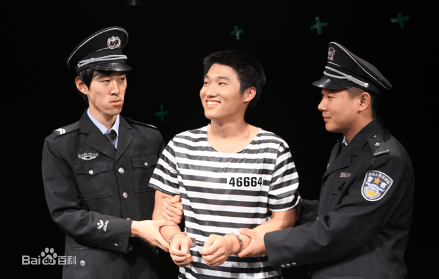 http://www.newswatch247.com/pics/star/pic/422bab07395aada58b0bffd46c69962b.jpg