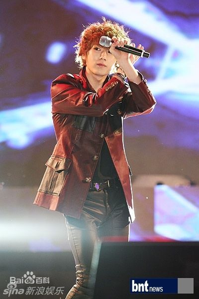 http://www.newswatch247.com/pics/star/pic/42fcc0e6615354cd06c976527580ccbe.jpg