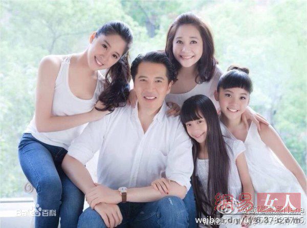 http://www.newswatch247.com/pics/star/pic/44a681c453c17d32e1d2745842d6fad0.jpg