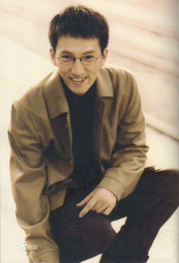 http://www.newswatch247.com/pics/star/pic/454d8c6357aaa797d9e18c78ab03c9a6.jpg