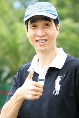 http://www.newswatch247.com/pics/star/pic/458fea6e11b573d1b3cd79ebc17e713c.jpg