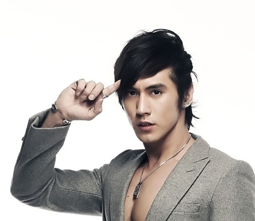 http://www.newswatch247.com/pics/star/pic/45dce7d33ca2de7465d90603a9e5ce8d.jpg