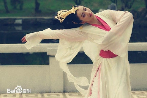 http://www.newswatch247.com/pics/star/pic/45ea01c5f17993c6a3207eae0a1e9559.jpg