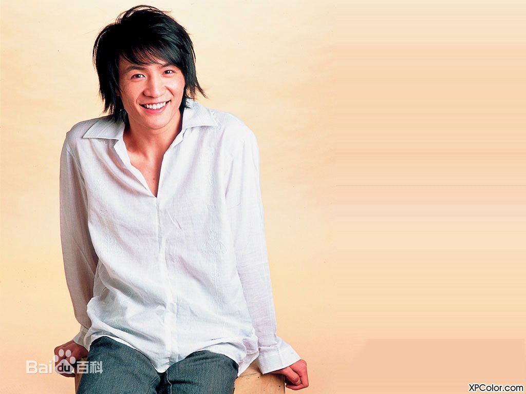 http://www.newswatch247.com/pics/star/pic/46ca5183f2441e09593b0d63f54fa84e.jpg