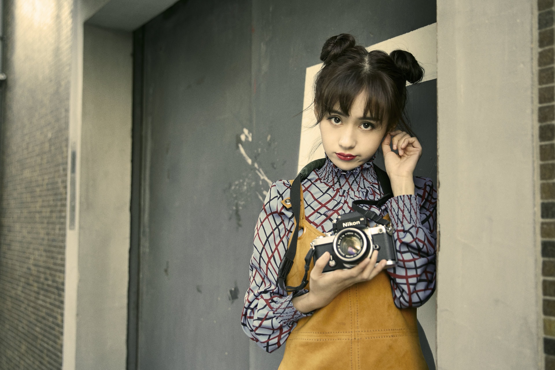 http://www.newswatch247.com/pics/star/pic/47fdf5ea30d44638c3ce4ec521b667e2.jpg