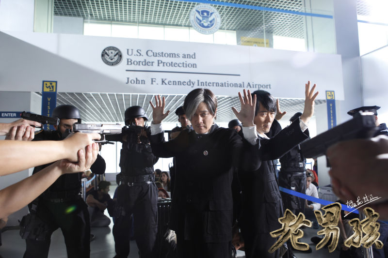 http://www.newswatch247.com/pics/star/pic/4987bfcdbf9aabe8388e705257c063be.jpg