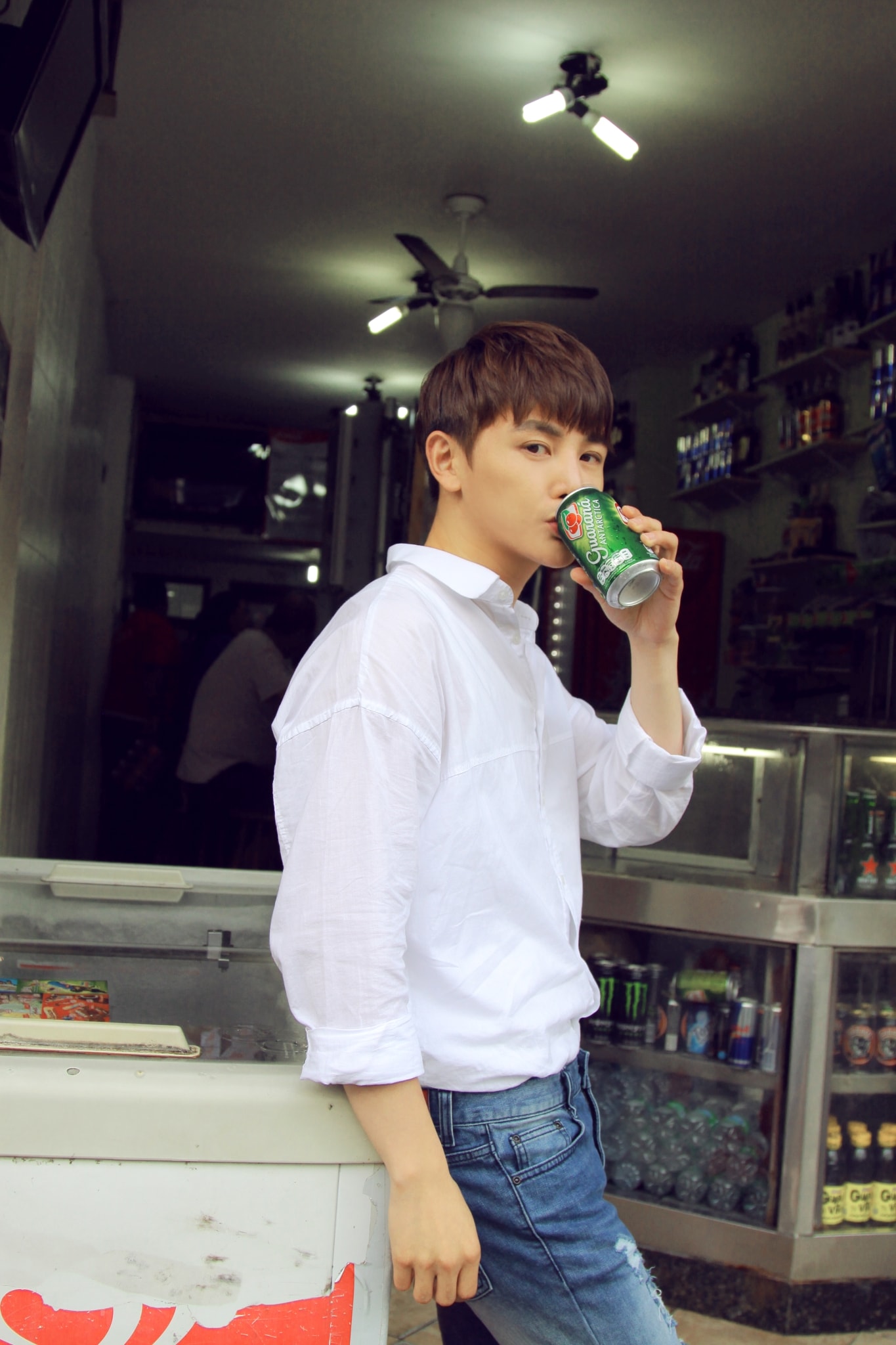 http://www.newswatch247.com/pics/star/pic/4a599b8ebbca8eef1249d82b6f17ae8f.jpg