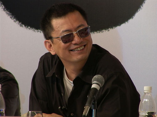 http://www.newswatch247.com/pics/star/pic/4b87d4afef15e0e8e56e8481791a982e.jpg