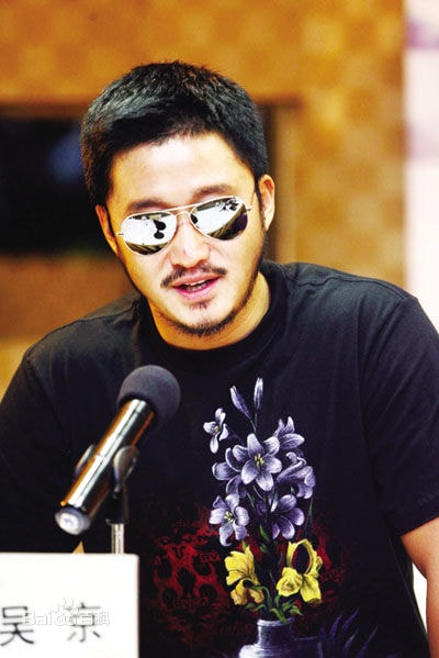 http://www.newswatch247.com/pics/star/pic/4c268e8236df58487191523999966e9c.jpg