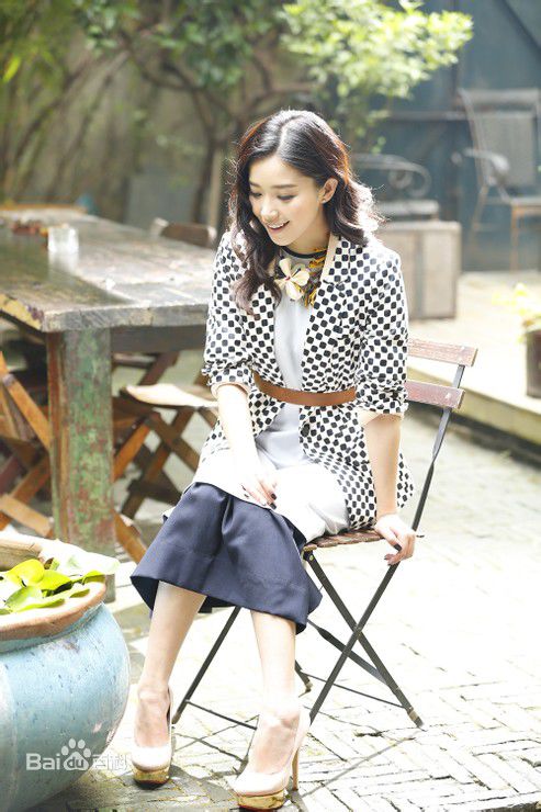 http://www.newswatch247.com/pics/star/pic/4d323a90ec4dd4e6782b958e8b5e89ae.jpg