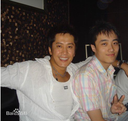 http://www.newswatch247.com/pics/star/pic/4da062f0f75d175d81a0e387d6a6e729.jpg