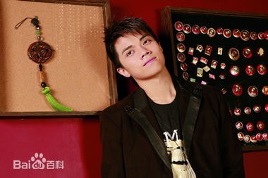 http://www.newswatch247.com/pics/star/pic/4dba31eb4cddfb830806b929bcd8190a.jpg