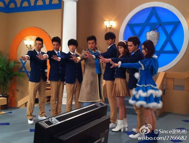 http://www.newswatch247.com/pics/star/pic/4e7f/29f9d401869710dd96105428d317.jpg