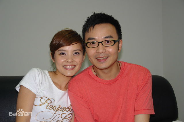http://www.newswatch247.com/pics/star/pic/4ee6e2e2b20c1fa1f220a572771a7f0a.jpg