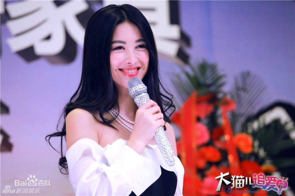 http://www.newswatch247.com/pics/star/pic/4f140145f120fce7acb96862676128dc.jpg