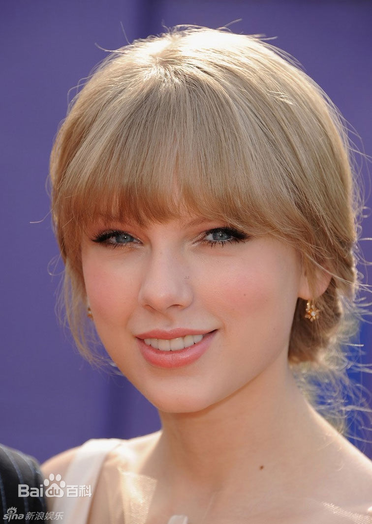 http://www.newswatch247.com/pics/star/pic/4f36df23f8fb3da380c83c427f155f6b.jpg