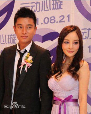 http://www.newswatch247.com/pics/star/pic/4f66203bb07578a9bf794527f1e87169.jpg