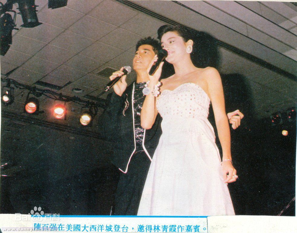 http://www.newswatch247.com/pics/star/pic/51310e3774cd86ed3a4a11dc2d3d0b39.jpg