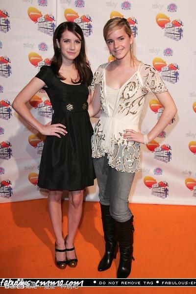 http://www.newswatch247.com/pics/star/pic/5140ad7538deb15d9455874a804367ea.jpg