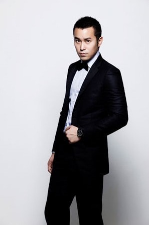 http://www.newswatch247.com/pics/star/pic/5190/4e28c02d1adadc68e1b945b2375c.jpg