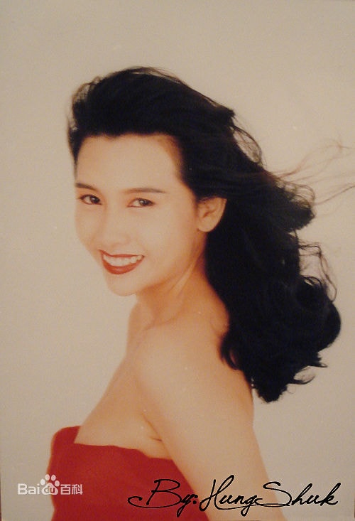 http://www.newswatch247.com/pics/star/pic/51e9cc725c4886f47b4c748722432b90.jpg