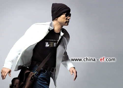 http://www.newswatch247.com/pics/star/pic/5238e0e6cb2a81bfd94b914d66a6fe88.jpg