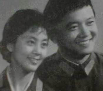 http://www.newswatch247.com/pics/star/pic/52576d97d33b4a7b5b0670ed80f3a041.jpg