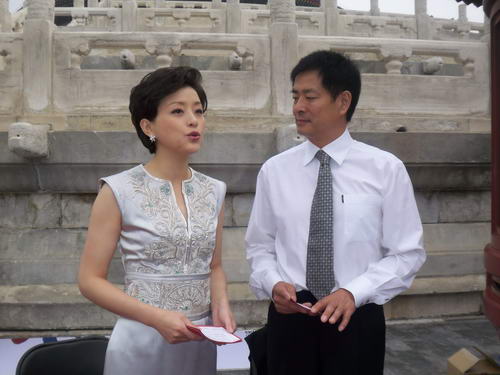 http://www.newswatch247.com/pics/star/pic/526a0f964646d7acc8651a21bb79ea16.jpg