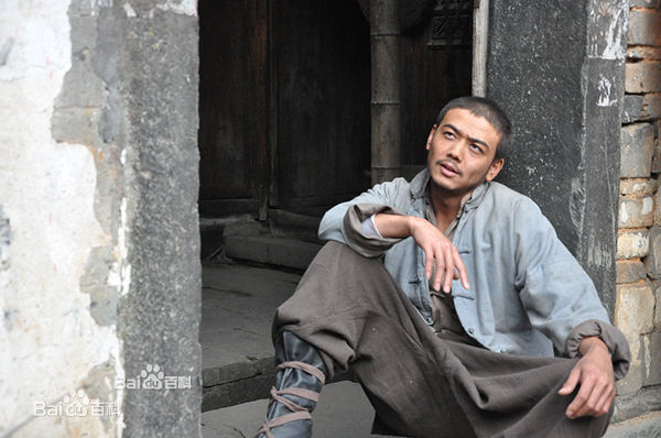http://www.newswatch247.com/pics/star/pic/5379e45be107e7e48633d0aed9d55c25.jpg