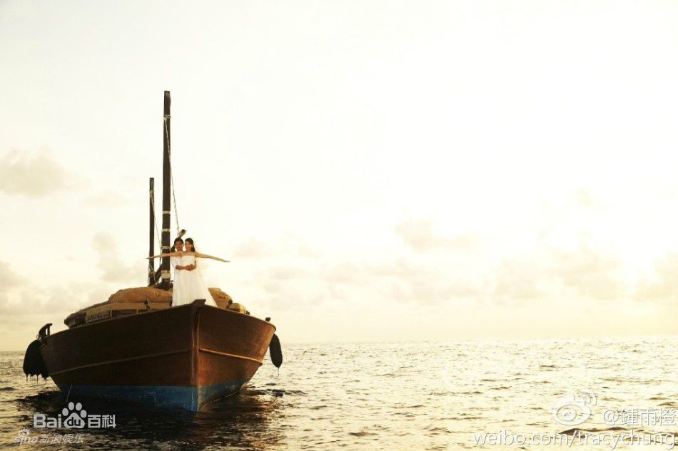 http://www.newswatch247.com/pics/star/pic/53d8bc69606ddb4f274584e69f4b57ca.jpg