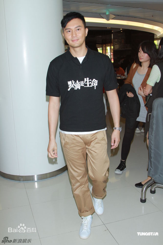 http://www.newswatch247.com/pics/star/pic/53de6f8ba1abf82bcd6ba5e80af0968e.jpg