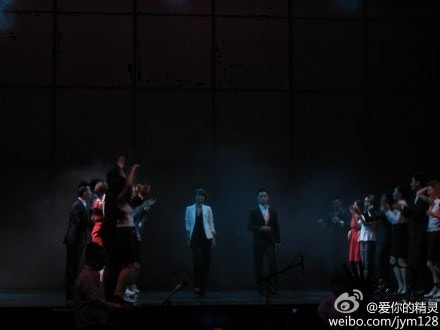 http://www.newswatch247.com/pics/star/pic/53ff1da0200ef974df5398aa4229dd9f.jpg
